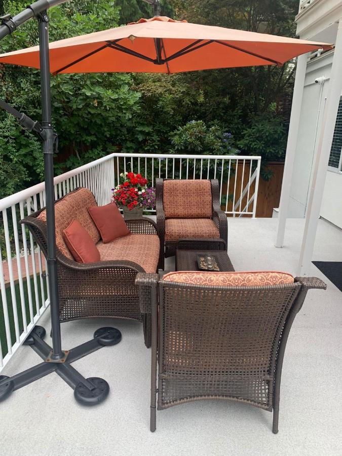 Beautiful Modern Suite North Vancouver Esterno foto