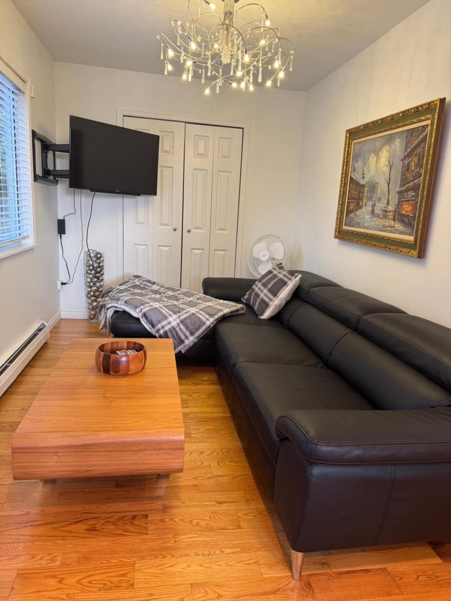 Beautiful Modern Suite North Vancouver Esterno foto