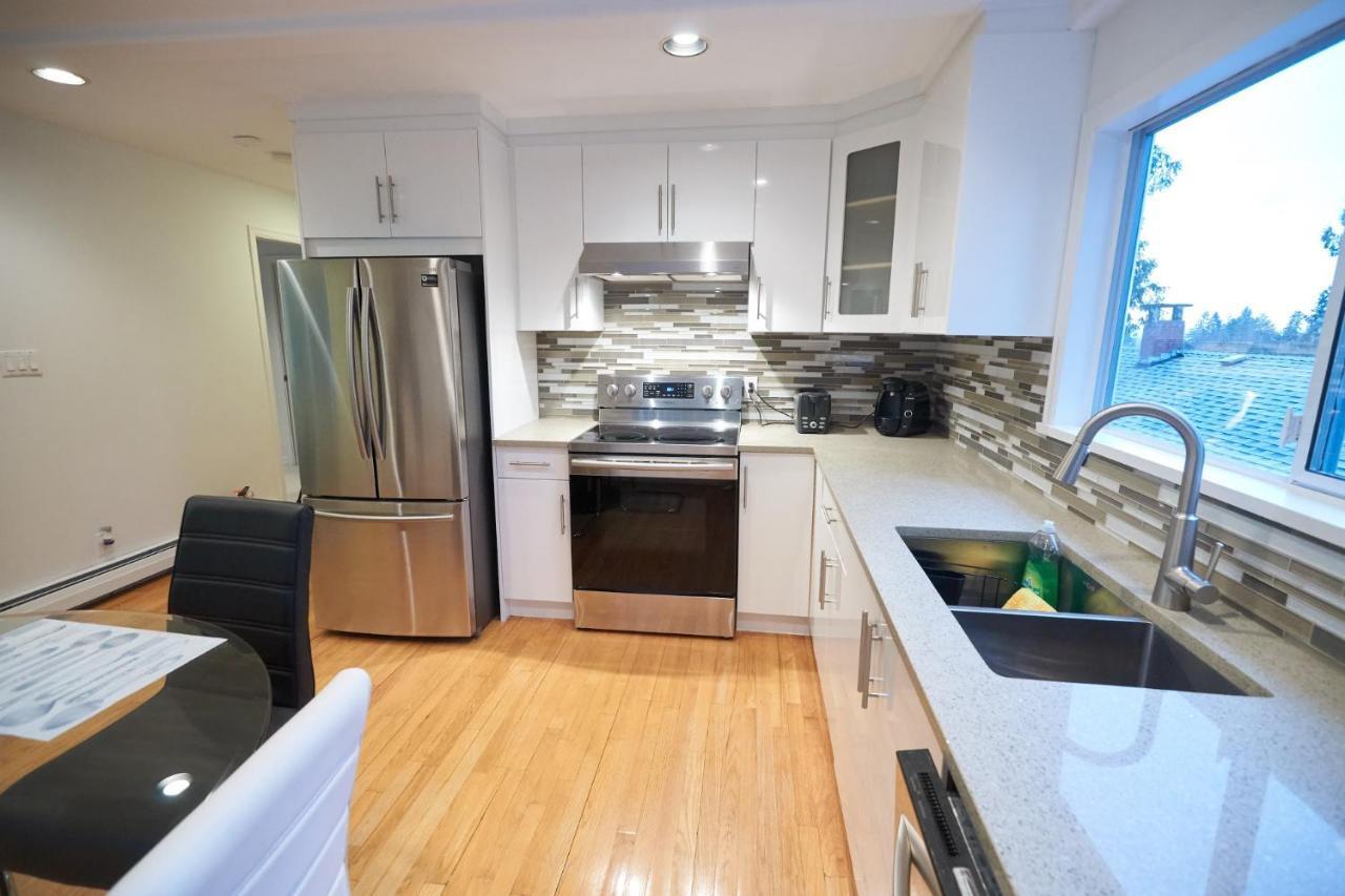 Beautiful Modern Suite North Vancouver Esterno foto