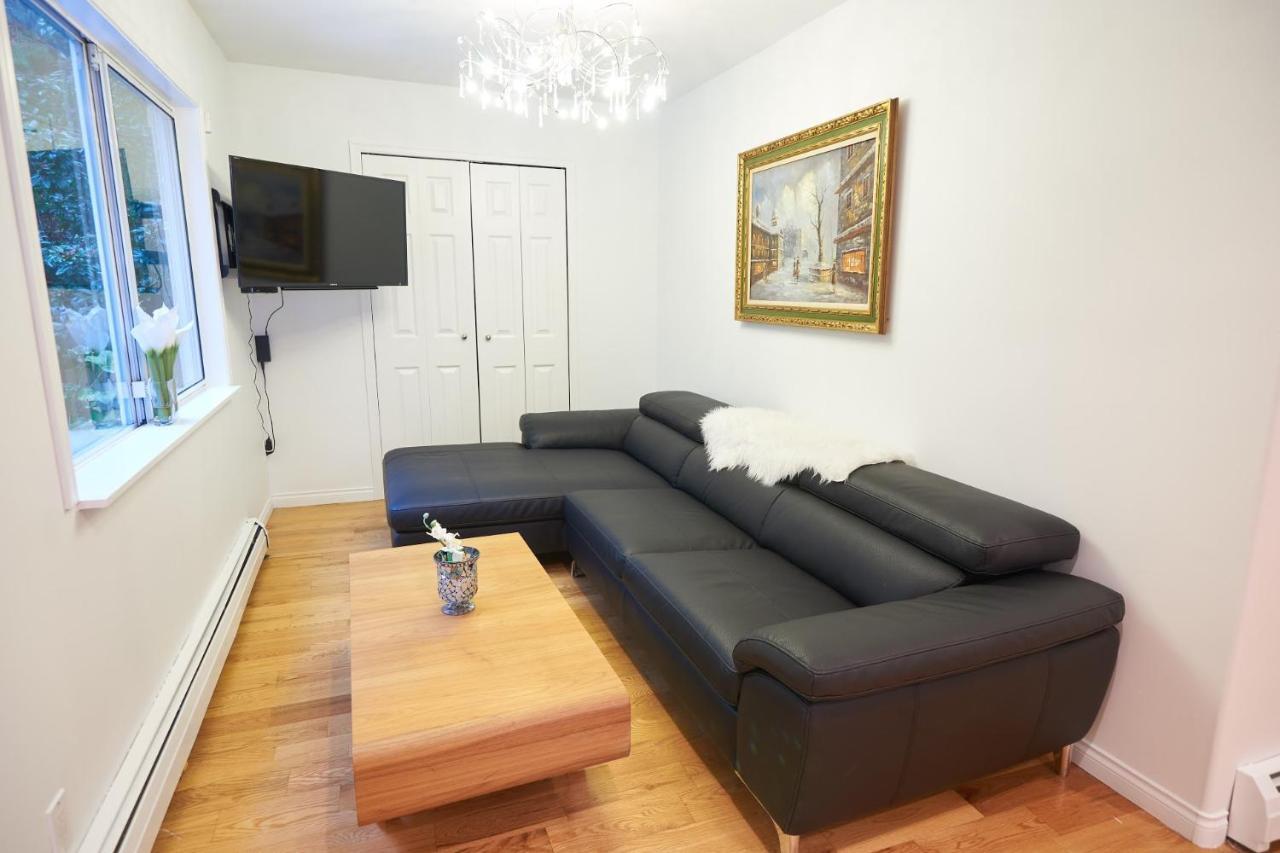 Beautiful Modern Suite North Vancouver Esterno foto