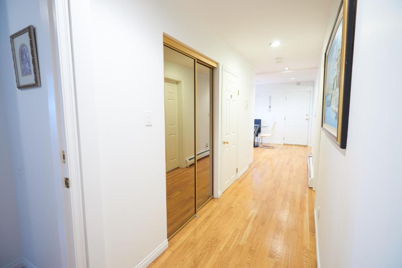 Beautiful Modern Suite North Vancouver Esterno foto